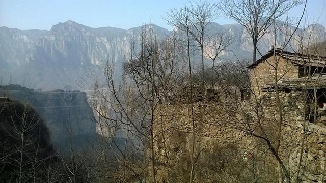 褐色摄影旅游山间小屋农村背景图片