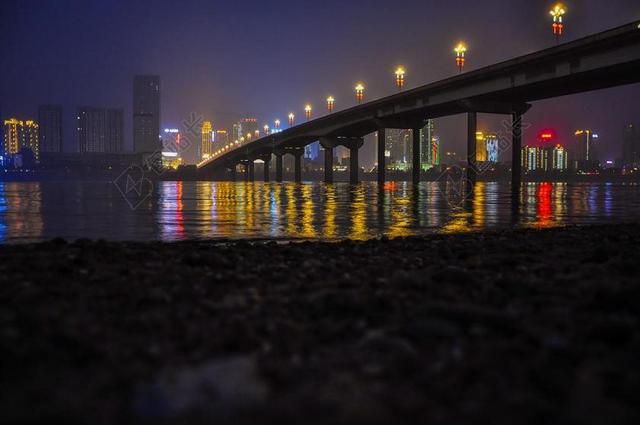 夜晚株洲大桥美丽夜景背景图片