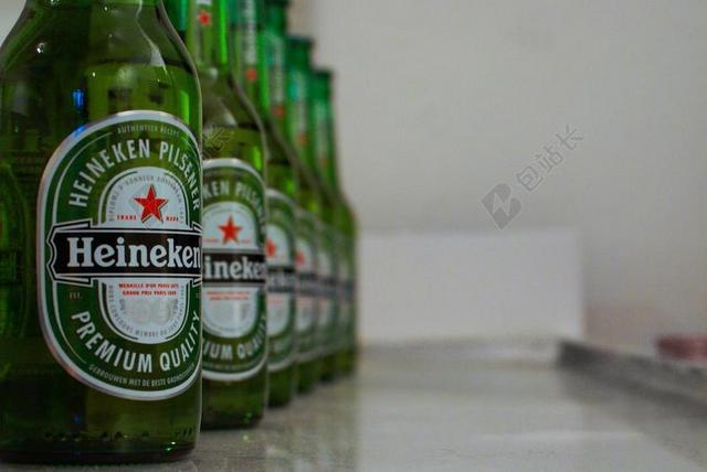 广告时尚喜力啤酒背景图片