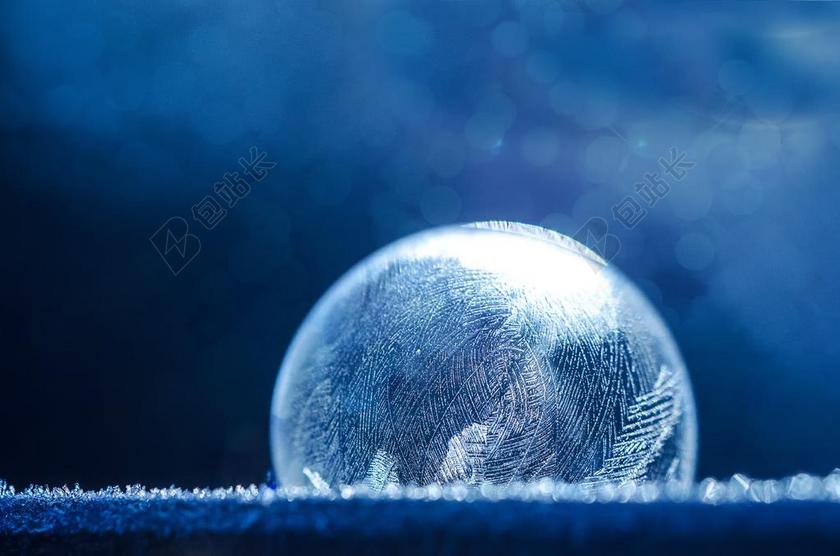 肥皂泡沫 冻结 冰 冬天 冰冻泡泡 EISKRISTALLE