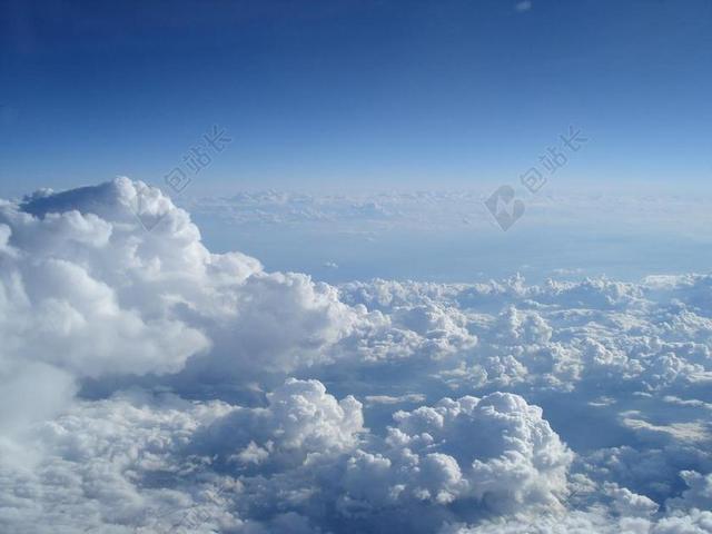 天空和云 云海洋 景观 云的天空 飞越云