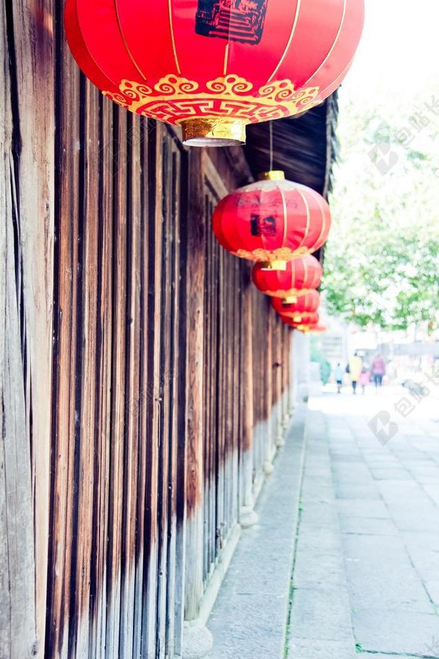 摄影时尚春节江南建筑上灌满灯笼背景图片