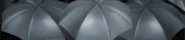 手持彩虹雨伞矢量素材