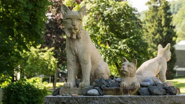 LYNX 雕像 家庭 年轻 动物 猫 雕塑 石 野生 猫的