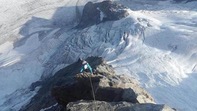 爬 高山攀登 登山者 攀岩 岩 峰帕卢 OSTPFEILER
