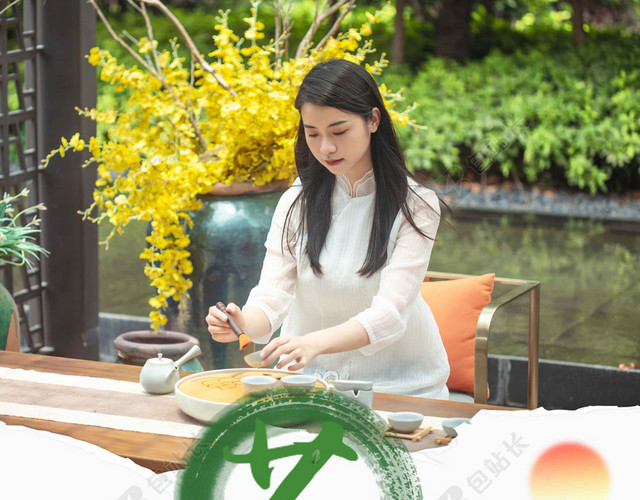 女人茶山风景茶道文化新茶上市海报背景