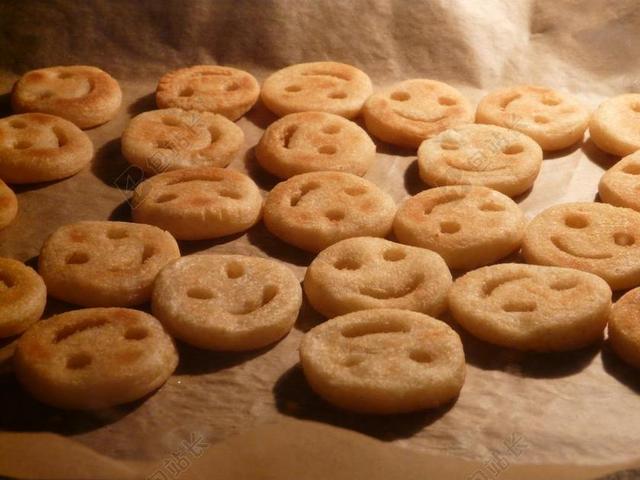 面 笑 吃 快乐 儿童 餐 土豆 烤箱 食品 法语