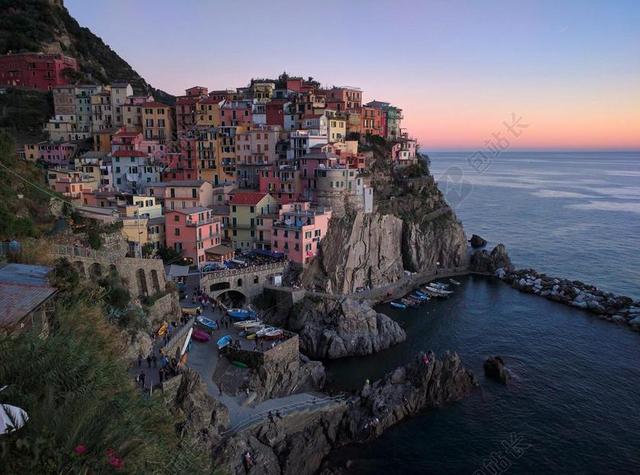 VERNAZZA 镇 风景 反思 海 安静 端口 夜 全景图