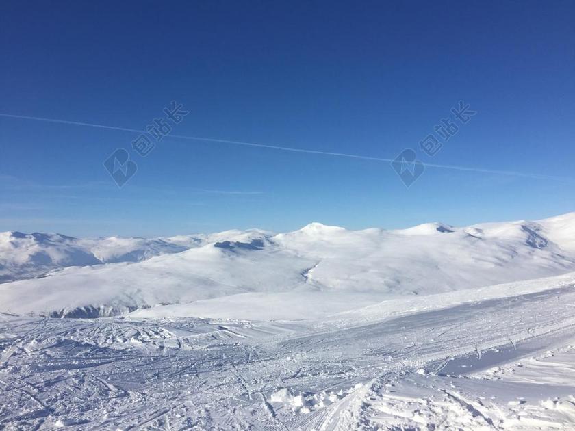 白色自然景观白色的雪原背景图片