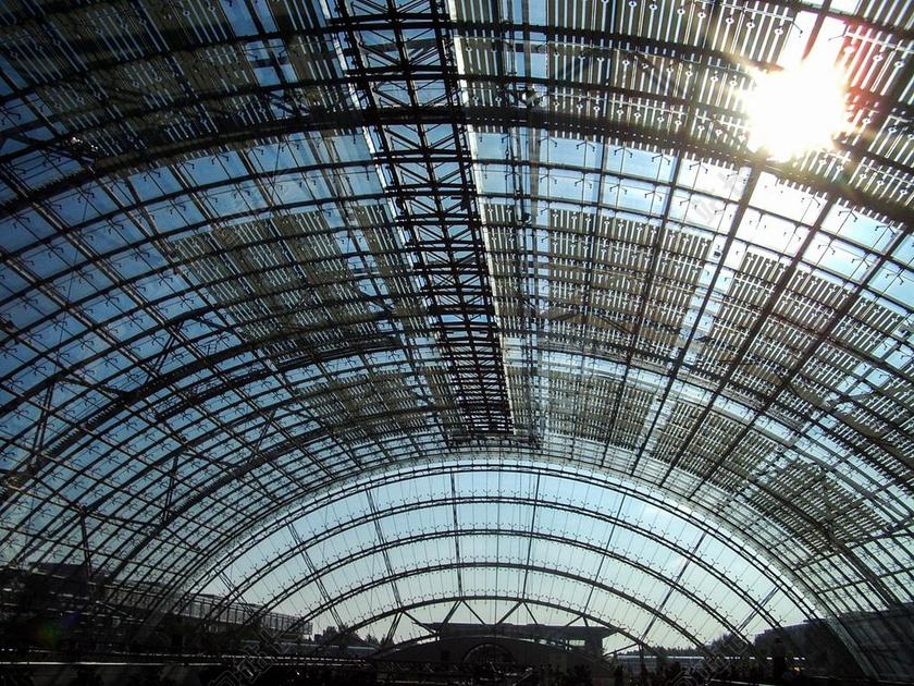 架构 屋顶 钢 钢梁 屋面施工 现代建筑 玻璃 建设