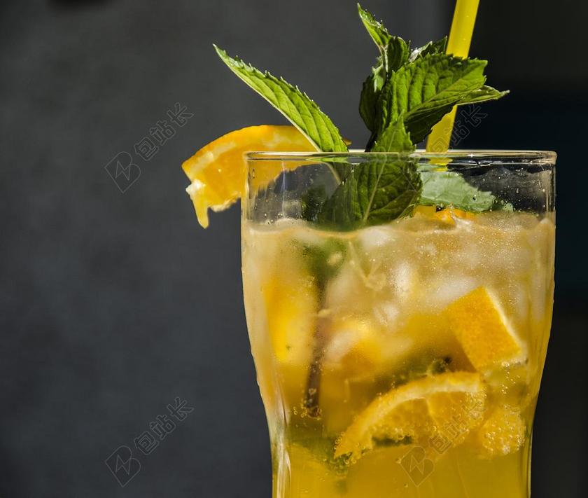 喝 夏季 鸡尾酒 小食