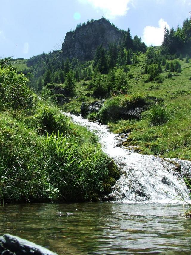 山间小溪 水 岩溶 瀑布 湿 高山 SZIKLAGYEP