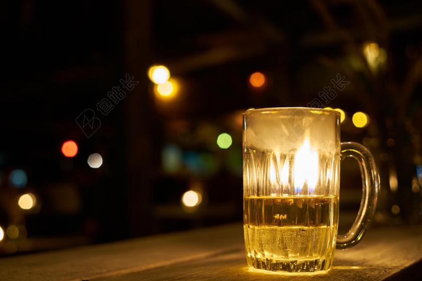 酒精 酒吧 熊 玻璃 酿酒厂 火焰 醉 玻璃杯 光 液体