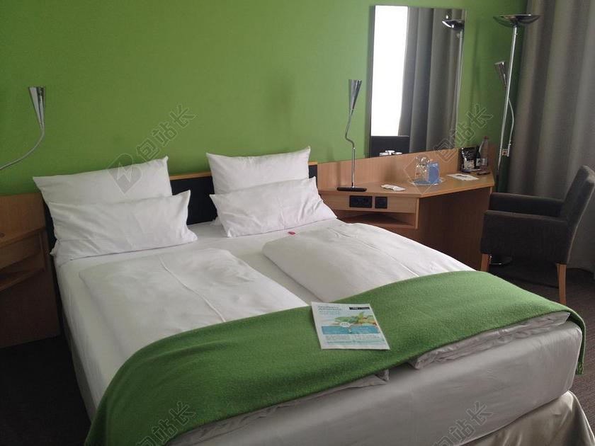 建筑时尚酒店双人床背景图片