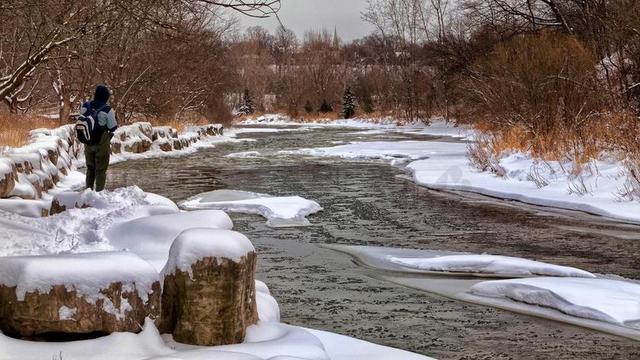 冬捕 钓鱼 雪堤 冬天 雪 景观 景区 冰 河 渔杆