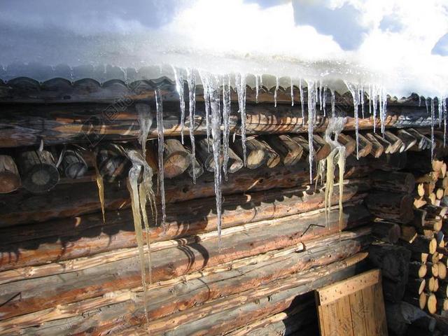 德纳国家公园 阿拉斯加州 小木屋 冰 冰柱 屋顶 冬天 雪