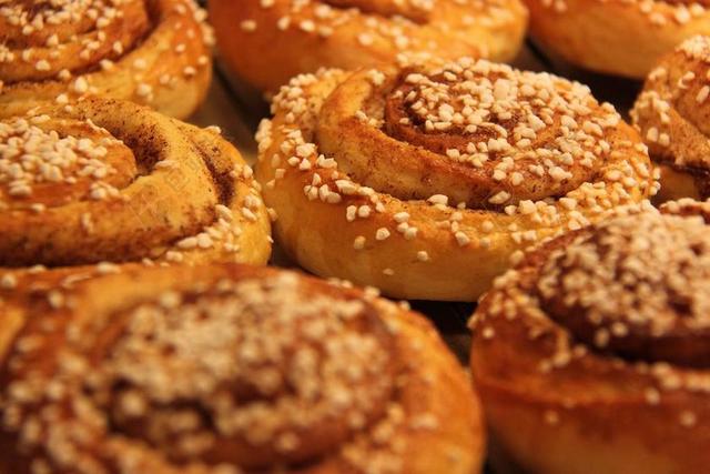 馒头 肉桂 笔尖糖 茶歇 小麦面团 KANELBULLE 很好
