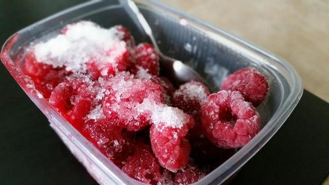 覆盆子 速冻树莓 冷冻水果 食品 冻结 红色 美味