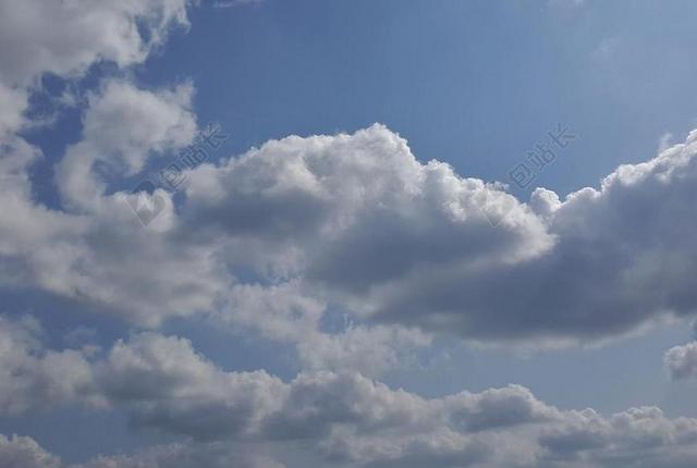 云 天空 积云 天空云 蓝色的天空的云彩 蒙上阴影 天气