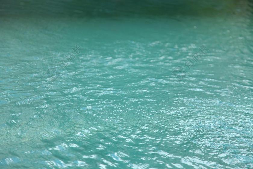 游泳池 水面 水波