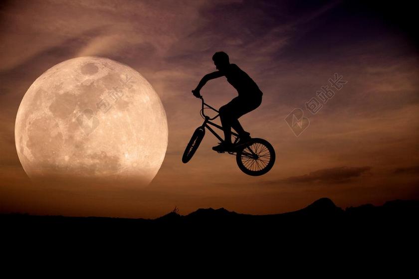 月球 天空 在晚上的月亮 BMX RAD
