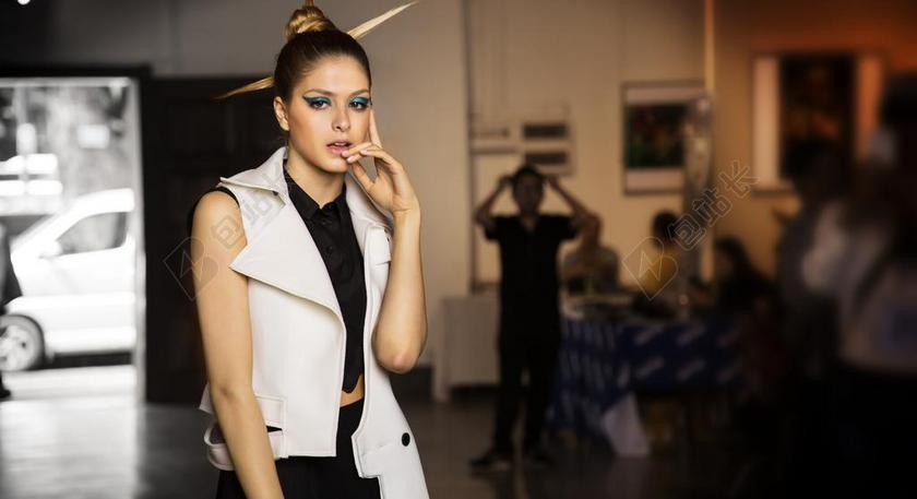 时髦的模特背景图片