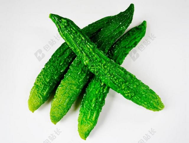 绿色广告清新苦瓜宣传背景图片