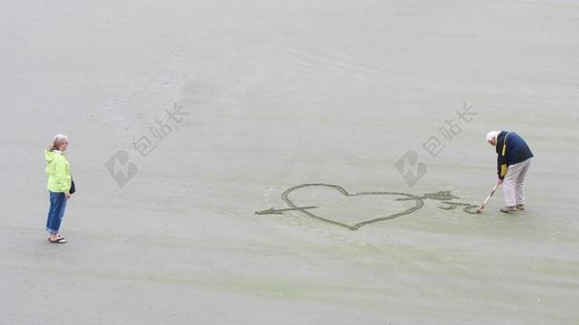 爱 海滩 心的形状 心 海 浪漫 运气 前辈 老 养恤金