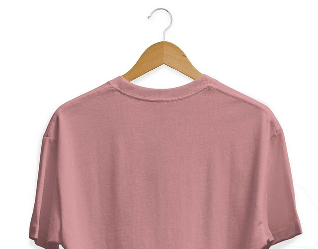 简约红色衣服服装半袖素材