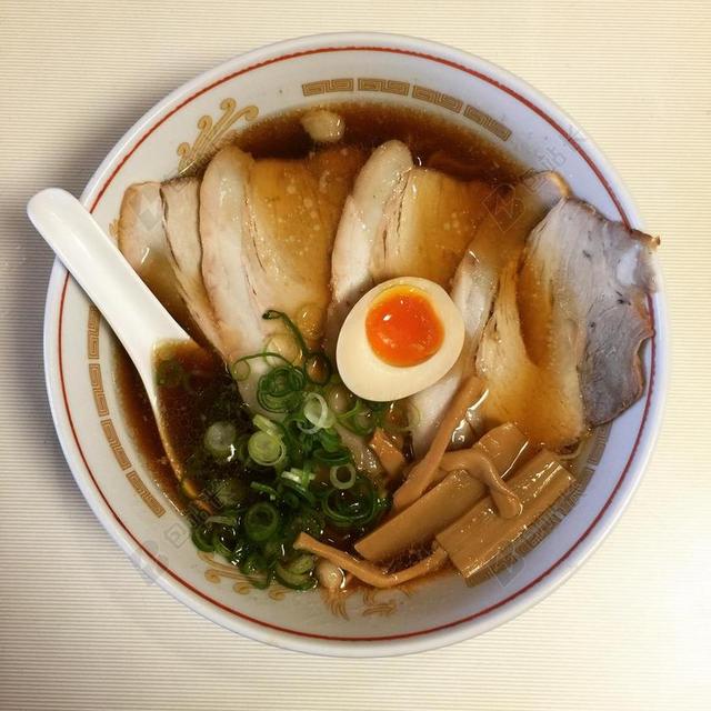 拉面 酱油 烹饪