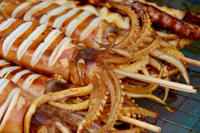 鱿鱼 市场 鱼市场 红色 食品 市场摊位 弗里施 海洋动物