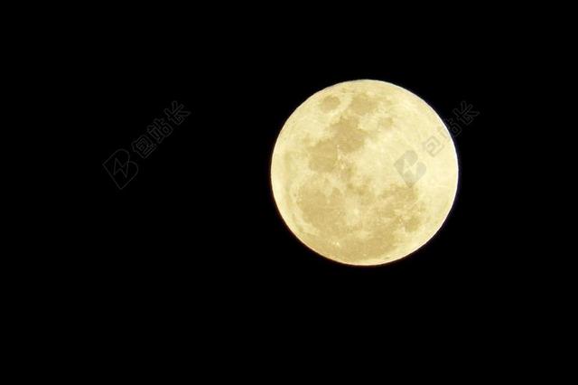 黄黑自然鲜明黑夜中一轮明月中秋满月自然背景图片