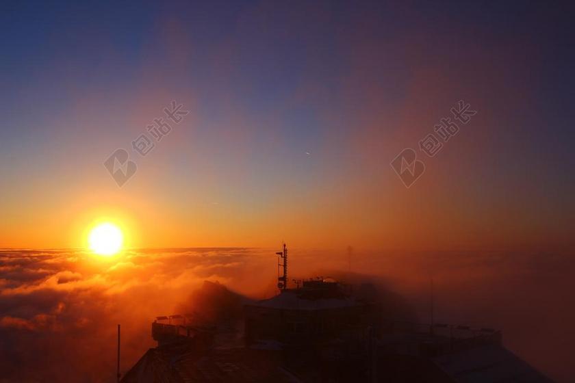 金色自然景观金色的夕阳背景图片