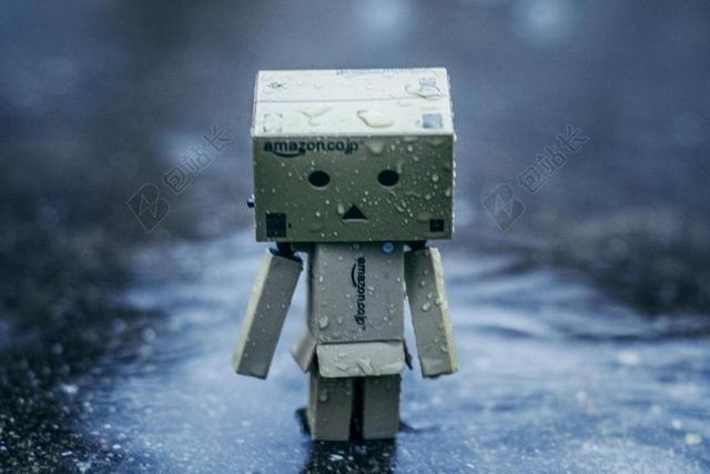 雨天灰色的盒子小人背景图片
