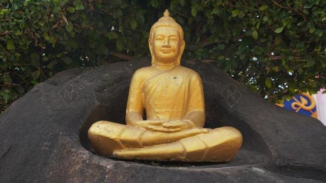 佛像 佛 雕像 朝圣之旅 佛教 艺术 哪些方面 圣物 崇拜