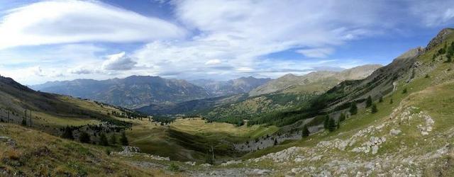 山风景 杂草 南阿尔卑斯山 巴尔瑟洛内特 全景