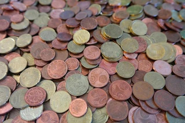 硬币 百分之 钱 欧元 DIME 件 金属 金属钱 有价值的