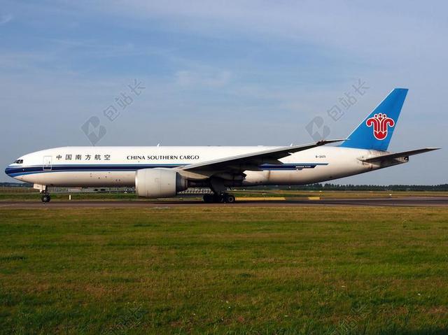 中国南方航空 波音 777 飞机 滑行 机场 交通 航空 喷射
