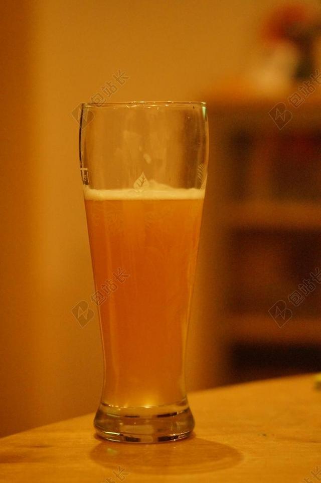 啤酒 小麦啤酒 啤酒玻璃 喝啤酒 口渴 小食 喝 止渴 小麦