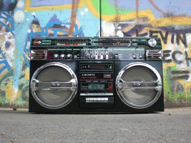 GHETTOBLASTER 收录机 内置扬声器 老学校 录音机