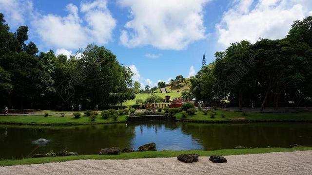 户外自然景观公园倒影旅游背景图片