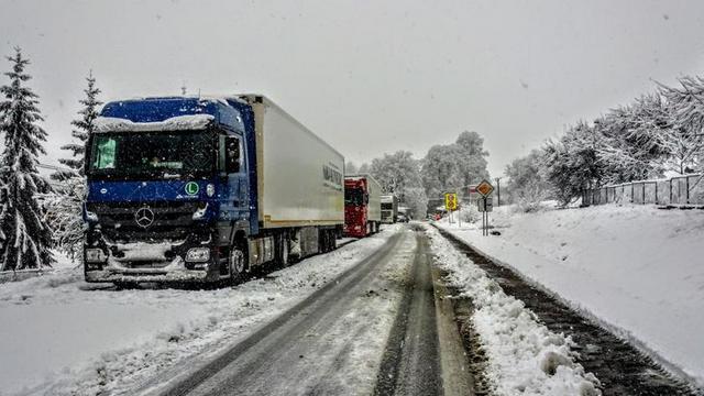卡车 蓝色 梅赛德斯 奔驰 ACTROS MEGASPACE