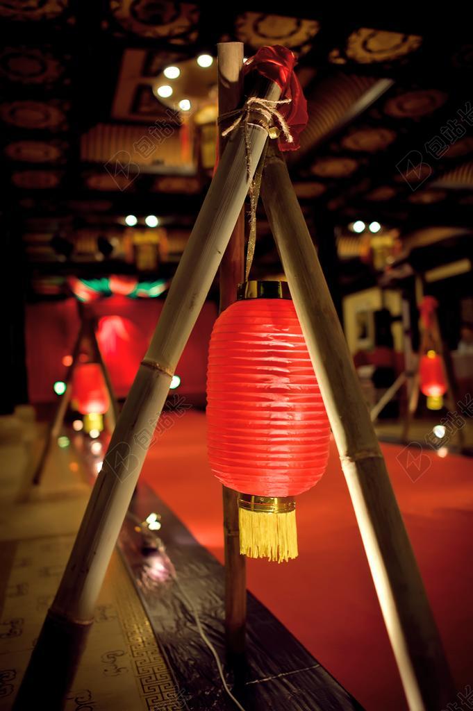 中国风婚礼婚庆节日装饰灯笼背景图片