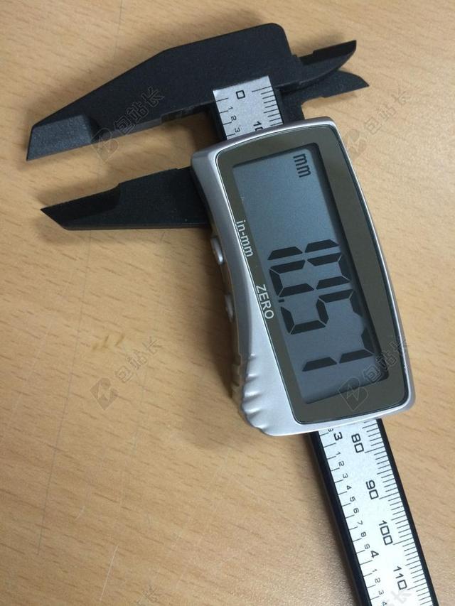 游标卡尺 米