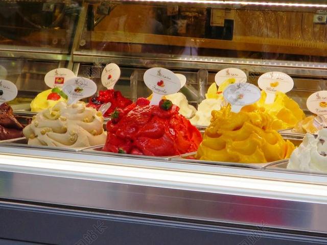 餐饮清新冰淇凌客厅背景图片