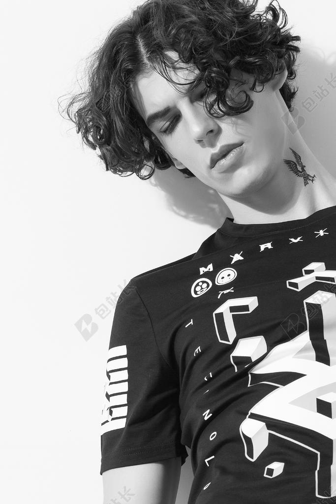 人像 广告 黑白 男 年轻人 模型