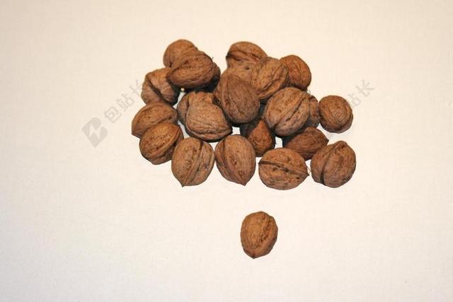 核桃 坚果 健康 食品 营养 吃 核桃在桌子上