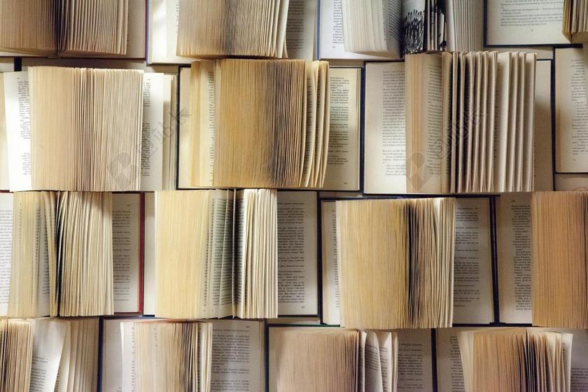 黄色教育简约大气书本背景图片