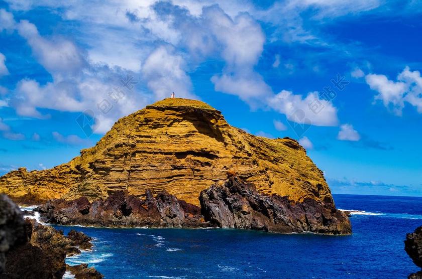 金岩石 金 岩 黄色 乌云密布的天空 云 性质 马德拉