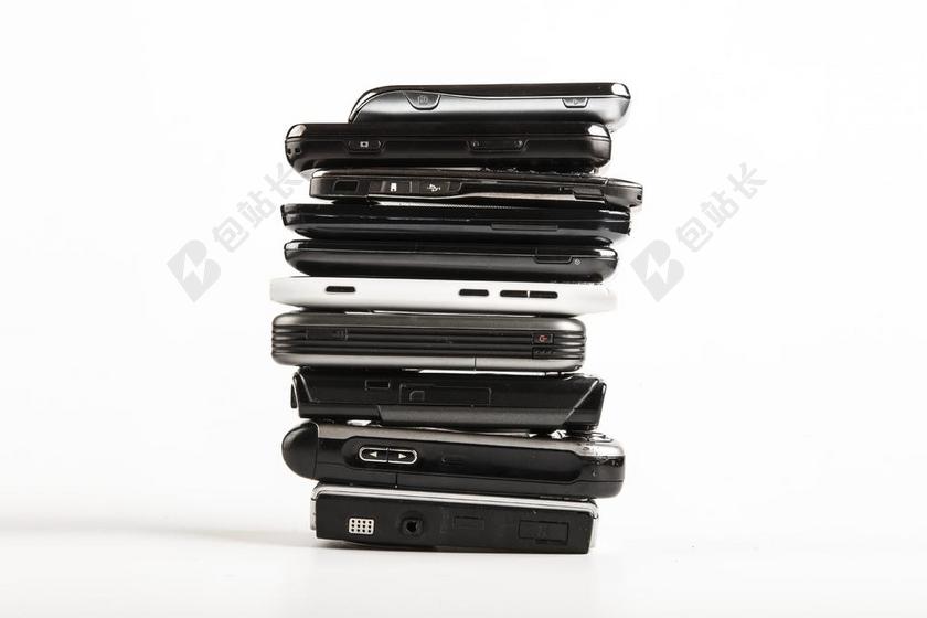 黑色电子科技叠放在一起的手机只能手机款式科技背景图片